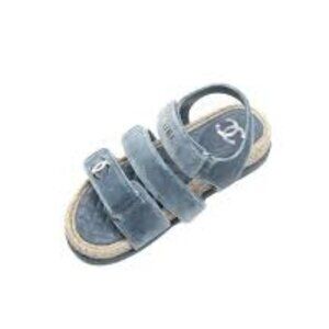 CHANEL VELVET DAD SANDALS. **Please read** size 38 E / 7.5 USA